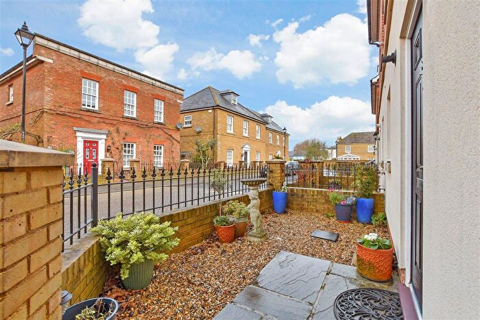 4 Bedroom Semi Detached House For Sale In Ardent Avenue, Walmer, Deal, Kent, CT14