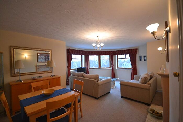 2 Bedroom Flat To Rent In West Bryson Road, Polwarth, Edinburgh, EH11