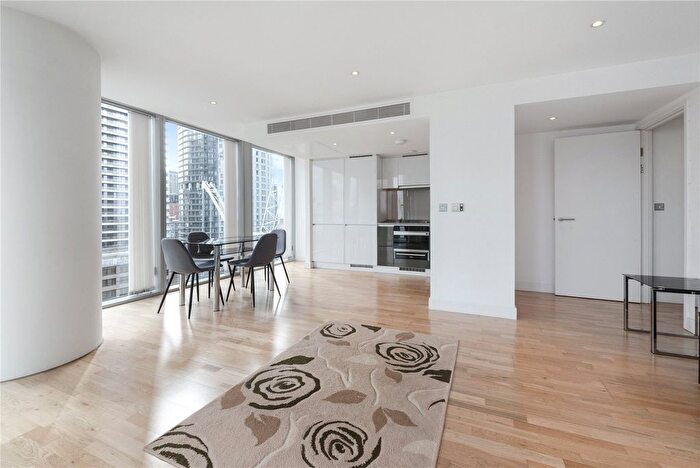 2 Bedroom Flat To Rent In Marsh Wall, London, E14