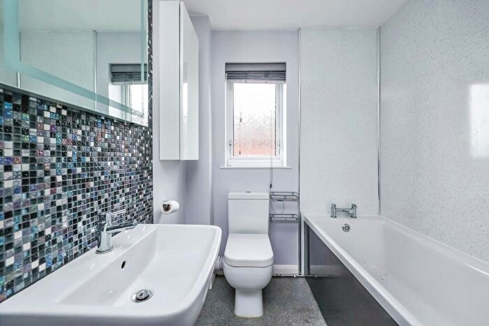 3 Bedroom Bungalow For Sale In Chatsworth Court, West Hallam, Ilkeston, Derbyshire, DE7