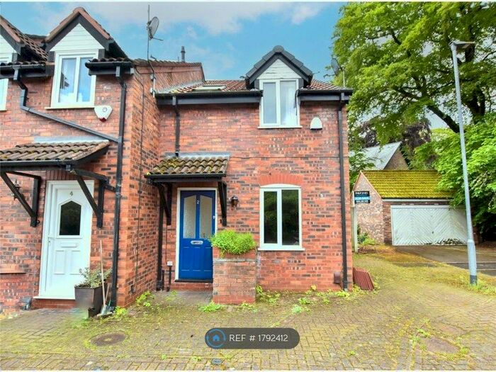 3 Bedroom End Of Terrace House To Rent In Adamson Gardens, Manchester, M20