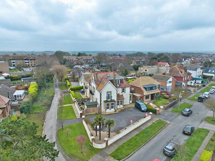 3 Bedroom Flat For Sale In Berkeley Road, Birchington, CT7
