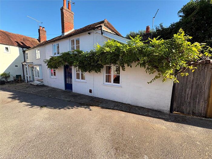 2 Bedroom Semi-Detached House To Rent In Hambledon, Hampshire, PO7