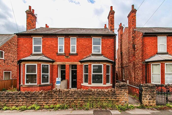 4 Bedroom Semi-Detached House To Rent In Peveril Road, Beeston, NG9