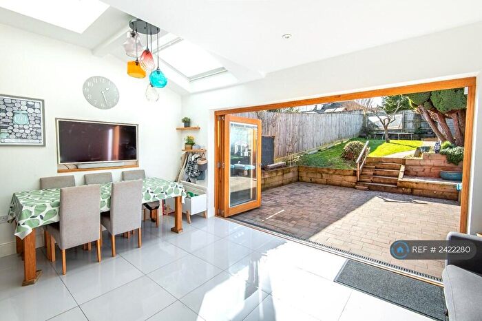 4 Bedroom Semi-Detached House To Rent In Broadway, Exeter, EX2