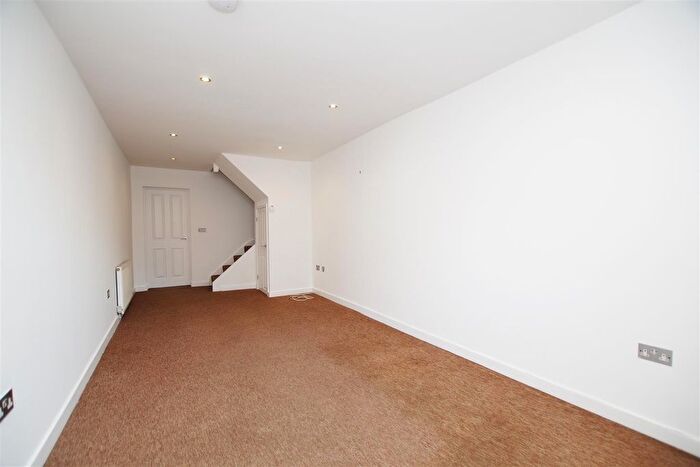 2 Bedroom Semi-Detached House For Sale In Eastcott Hill, Town Centre, SN1