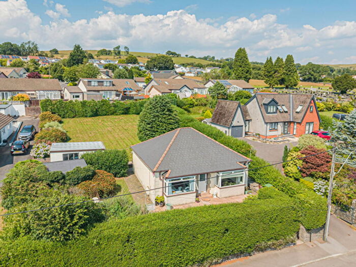 3 Bedroom Detached Bungalow For Sale In Brynna Road, Brynna, Pontyclun, CF72