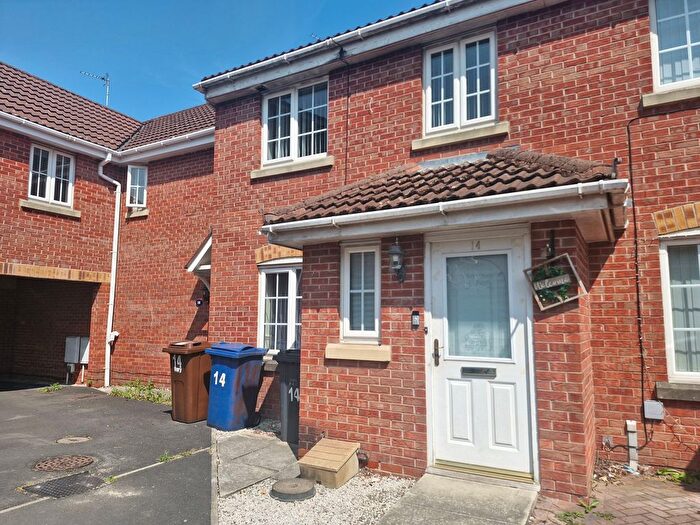 3 Bedroom Terraced House To Rent In Kingsdale Close, Bury, BL9