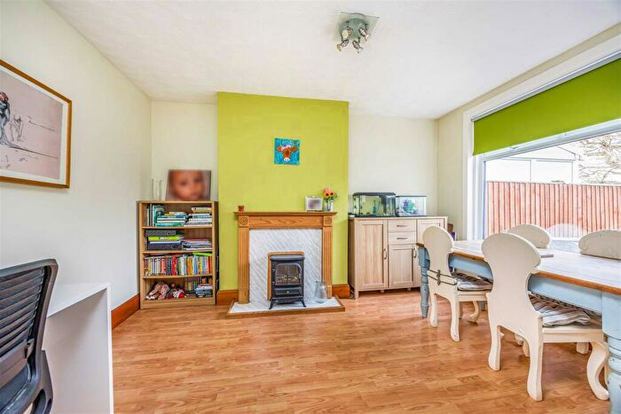 3 Bedroom Terraced House For Sale In Stanley Avenue, Baffins, PO3