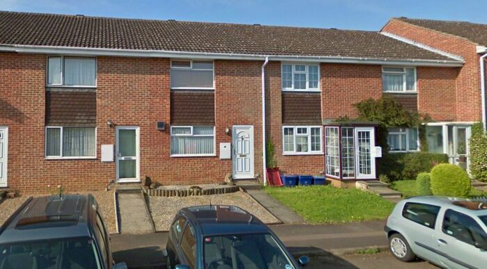 3 Bedroom Terraced House To Rent In Guernsey Way, Banbury, Oxon, OX16