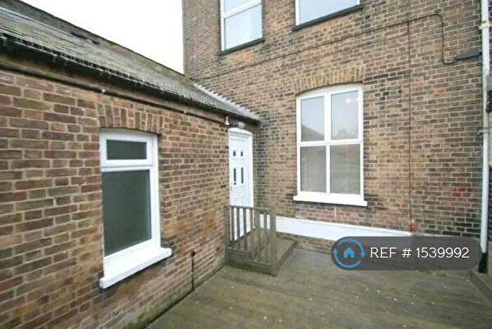 3 Bedroom Flat To Rent In High Street, Deal, CT14