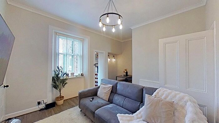 1 Bedroom Flat To Rent In Lothian Street, Bonnyrigg, Midlothian, EH19