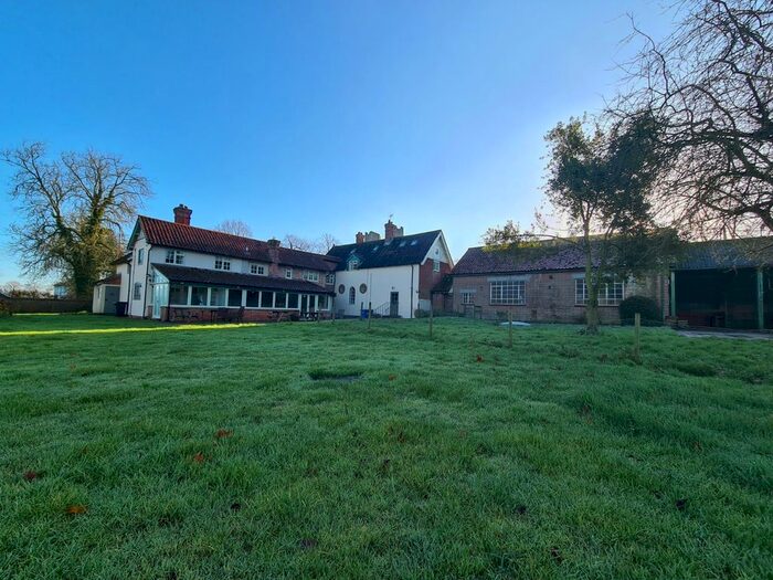 9 Bedroom Detached House To Rent In Castle Road, Mettingham, Bungay NR35