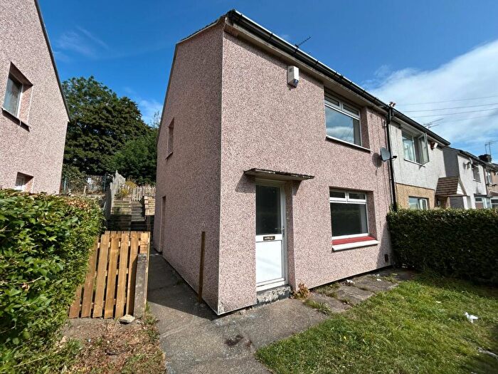 2 Bedroom Semi-Detached House To Rent In Stirling Crescent, Bradford, West Yorkshire, BD4