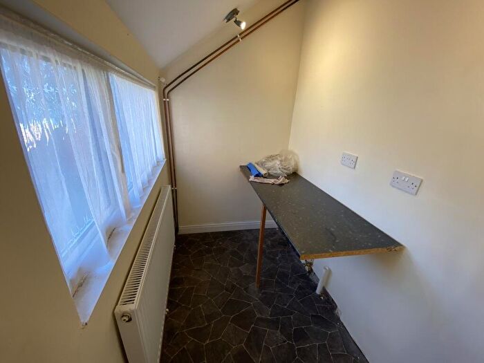 3 Bedroom End Of Terrace House For Sale In Pillard House Lane, Gainsborough, Lincolnshire, DN21