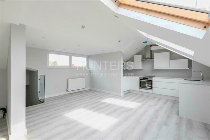 2 Bedroom Flat To Rent In Victoria Road, London, NW6