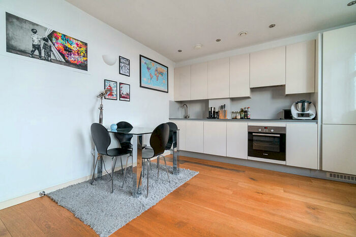 1 Bedroom Flat To Rent In Stafford Road, Croydon, CR0