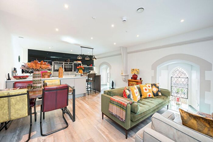 3 Bedroom Cottage For Sale In Pen Y Fal Chapel, Abergavenny, NP7