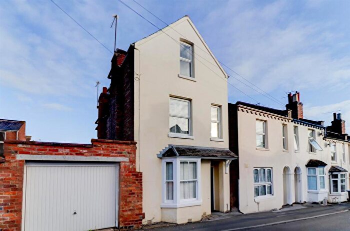 3 Bedroom Detached House To Rent In Ranelagh Terrace, Leamington Spa, CV31