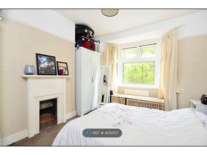 3 Bedroom Terraced House To Rent In Grange Road, London, SE25
