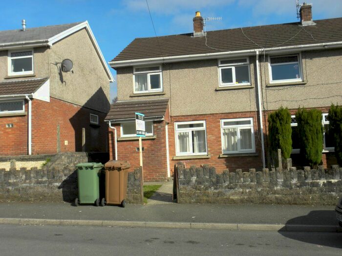 3 Bedroom Property To Rent In Mill Road, Springfield, Pontllanfraith, NP12