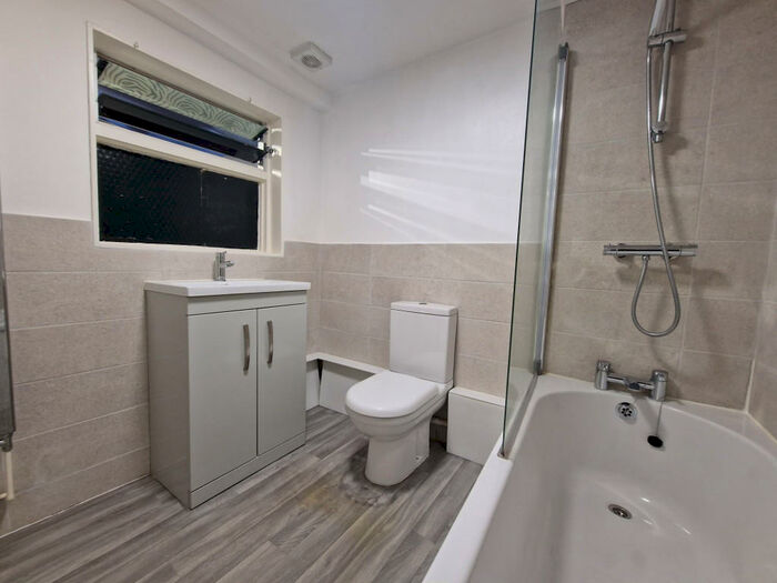 1 Bedroom Flat To Rent In Bloomsbury Place, Brighton, BN2