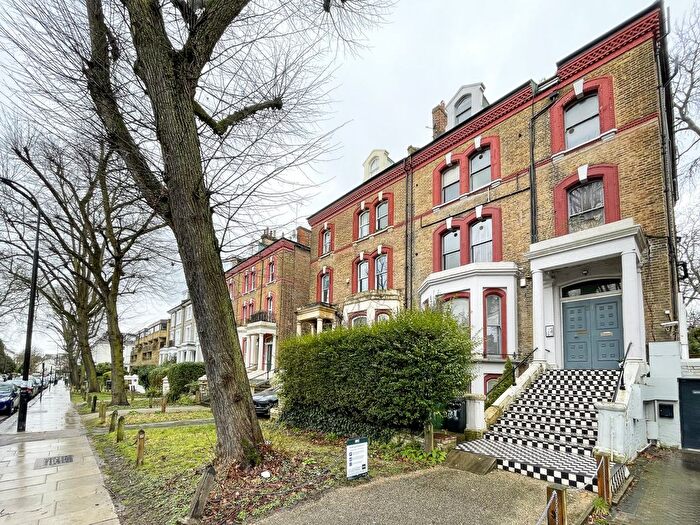 Studio To Rent In Belsize Avenue, Belsize Park, NW3