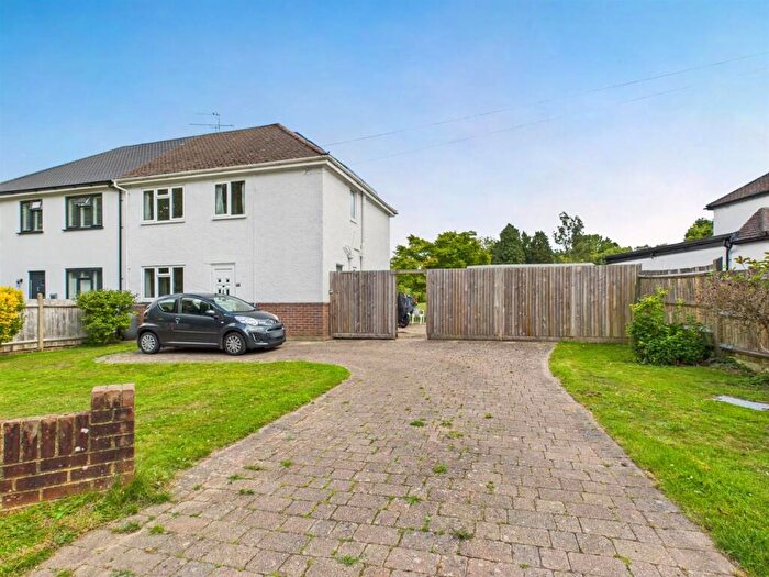 3 Bedroom Semi-Detached House For Sale In Leazes Avenue, Chaldon, Caterham, CR3