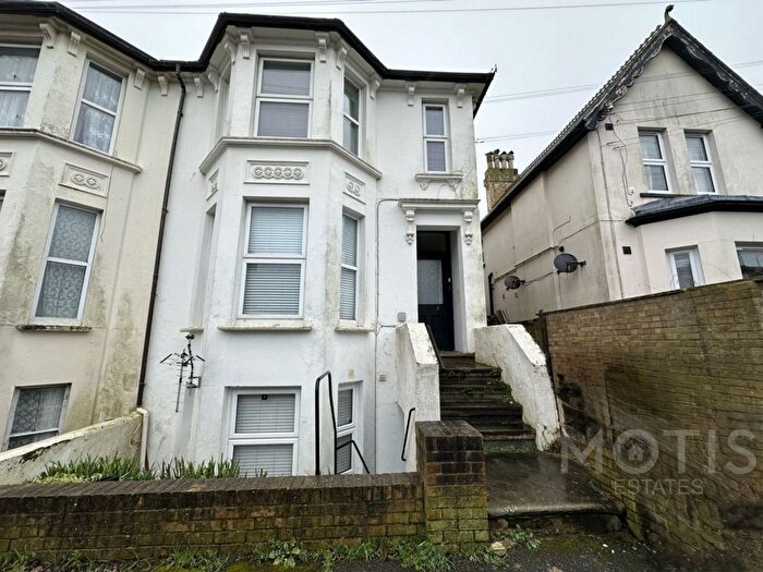 2 Bedroom Flat To Rent In Claremont Road, Folkestone, CT20