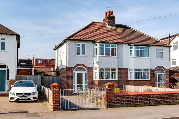 3 Bedroom Semi Detached House For Sale In Canadian Avenue, Hoole, CH2