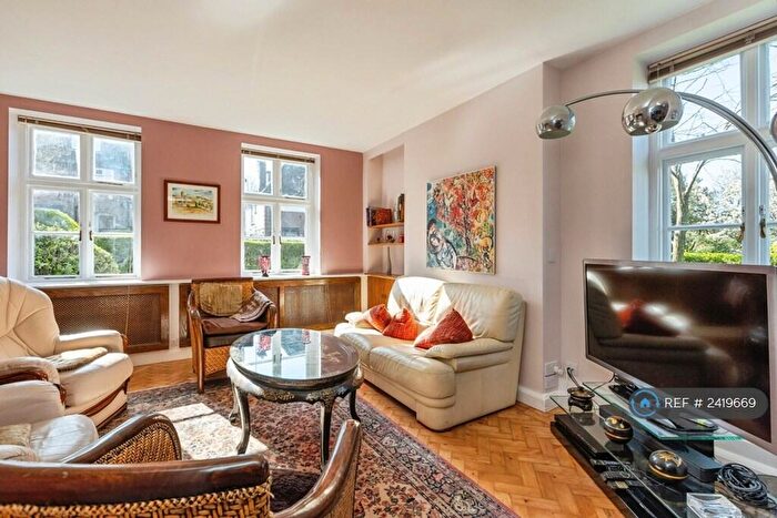 3 Bedroom Flat To Rent In Rotherwick Road, London, NW11