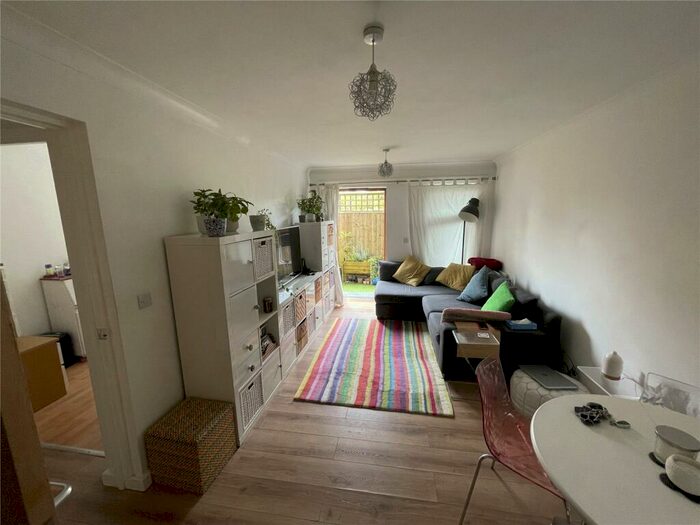 2 Bedroom Apartment To Rent In Crystal Court, Archer Close, Barnet, EN5