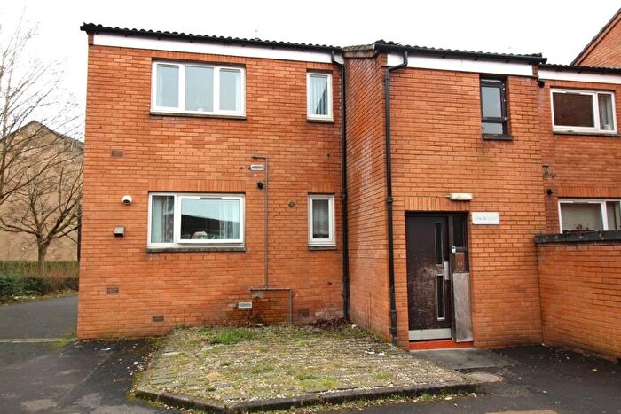 1 Bedroom Flat To Rent In Arthur Street, Paisley, PA1