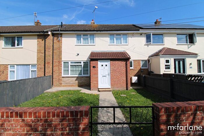 3 Bedroom Terraced House For Sale In Taplow Walk, Swindon, SN3