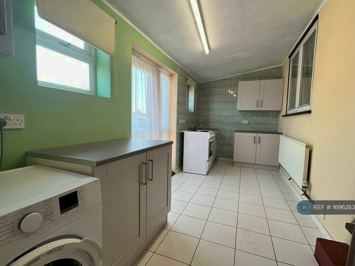 4 Bedroom Terraced House To Rent In Wyld Way, Wembley, HA9