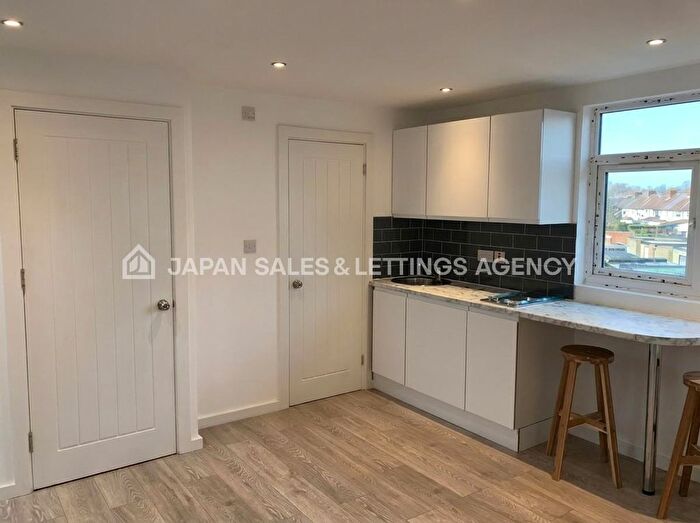 Studio To Rent In Clifford Road, Wembley, HA0
