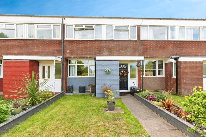 3 Bedroom Terraced House For Sale In Derek Avenue, Dordon, B78
