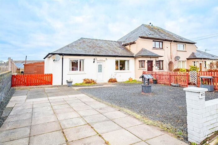 2 Bedroom House For Sale In Kincladie Place, Dunning, Perth, PH2