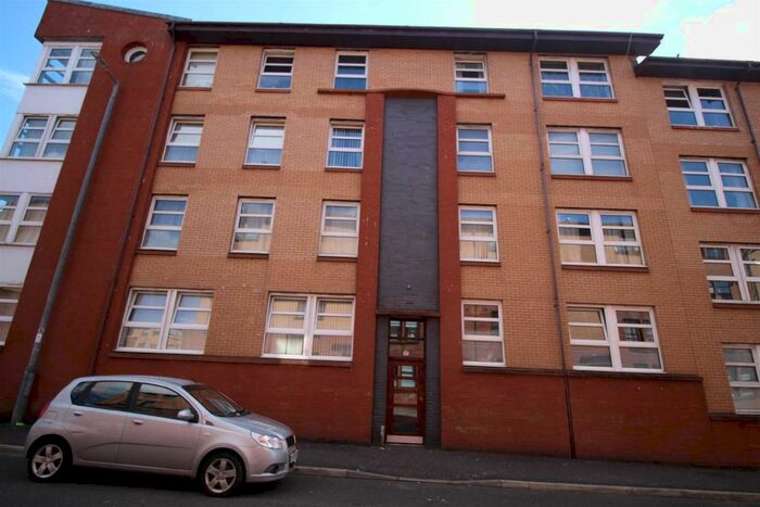 1 Bedroom Flat To Rent In Roxburgh Street, Greenock, PA15