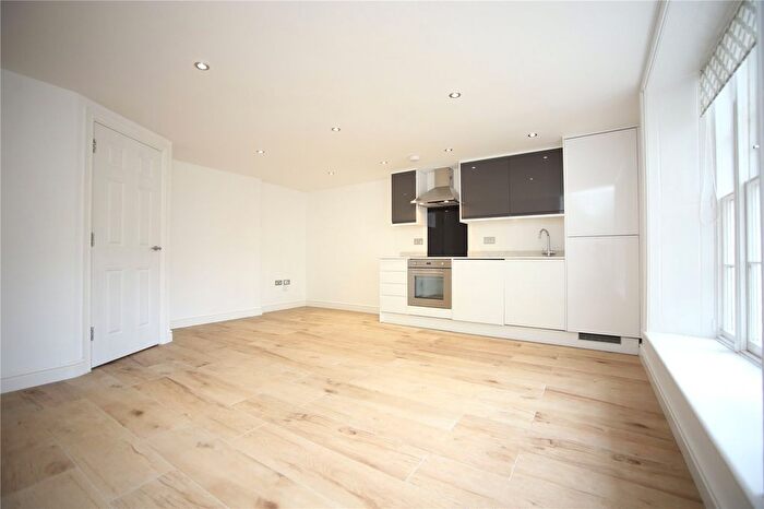 1 Bedroom Flat To Rent In Montpellier Drive, Cheltenham, Gloucestershire, GL50