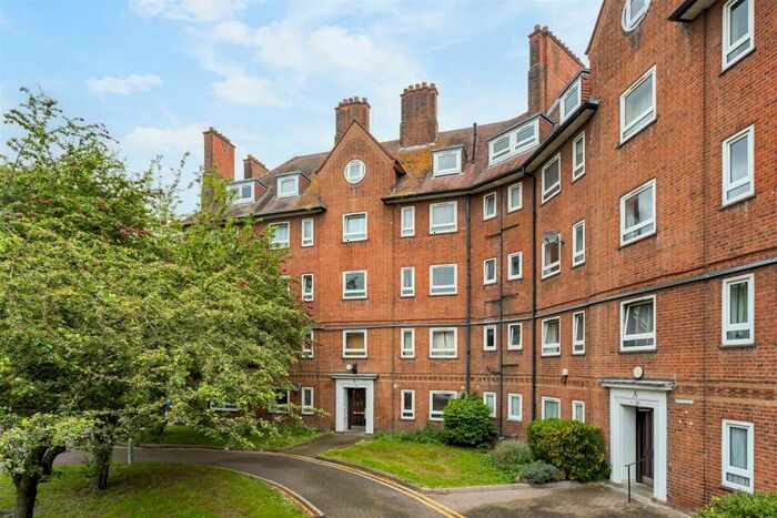 1 Bedroom Flat To Rent In South End Close, London, NW3