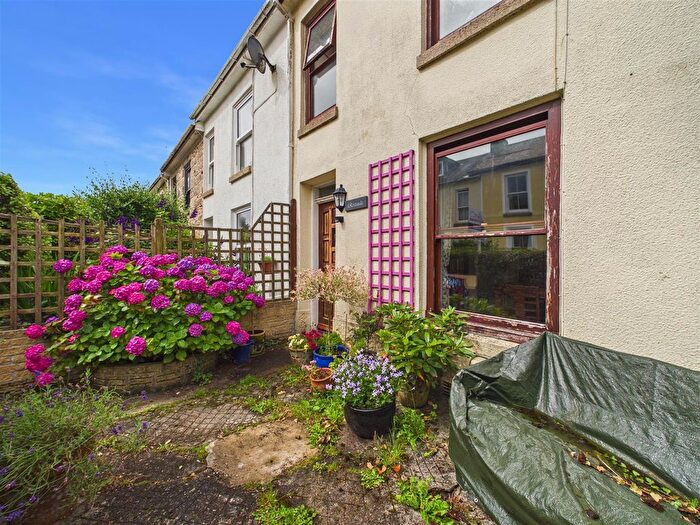 3 Bedroom Terraced House For Sale In Redinnick Terrace, Penzance, TR18