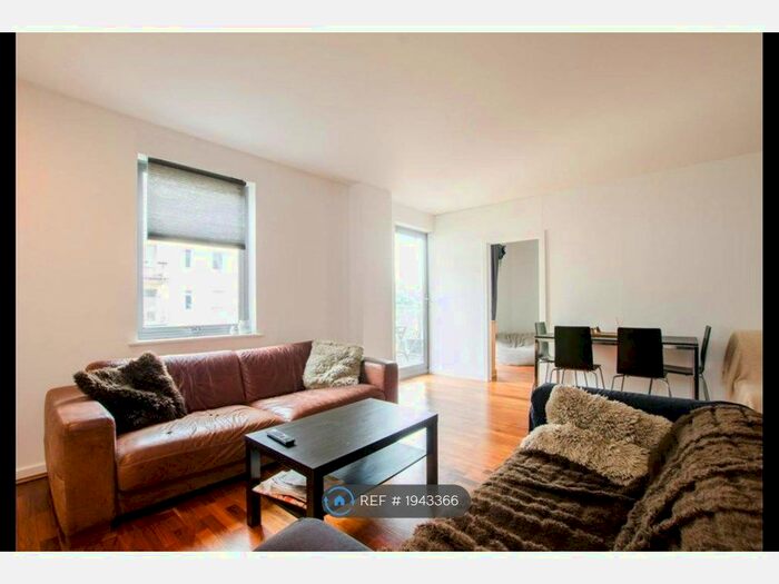 3 Bedroom Flat To Rent In Wick Lane, London, E3