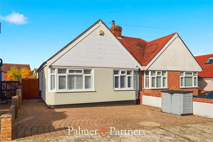 2 Bedroom Bungalow For Sale In Stewart Road, Chelmsford, Essex, CM2