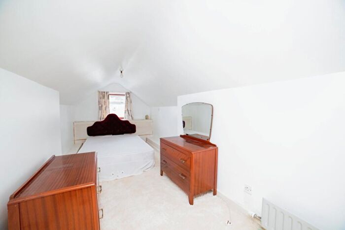 2 Bedroom Bungalow For Sale In Bourne Avenue, Kirkby-in-Ashfield, Nottingham, Nottinghamshire, NG17