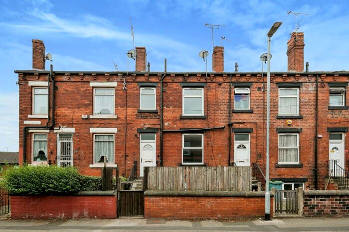 2 Bedroom Terraced House To Rent In Arthington Street, Leeds, West Yorkshire, LS10