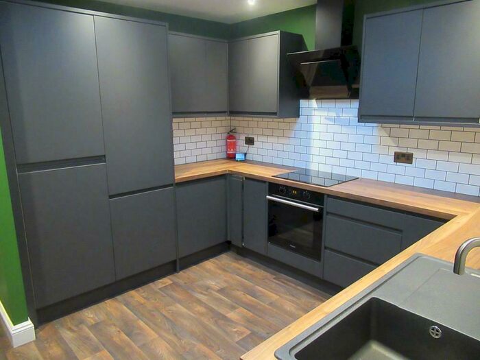 1 Bedroom Apartment To Rent In Castle Road, Bedford, MK40