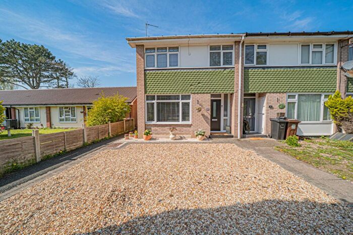 3 Bedroom End Of Terrace House For Sale In Clifford Road, Bentley Heath, B93