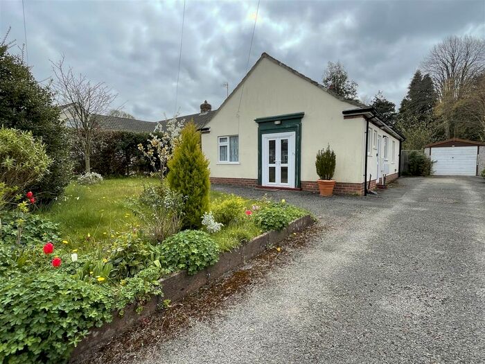 2 Bedroom Detached Bungalow To Rent In Hackness Drive, Newby, Scarborough, YO12