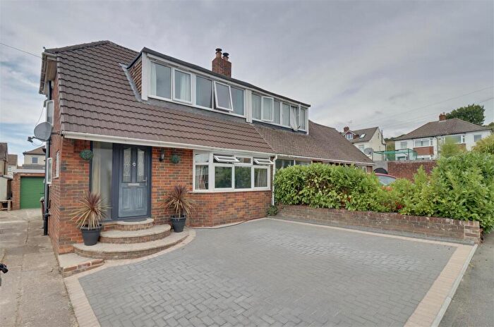 3 Bedroom House For Sale In Bridges Avenue, Portsmouth, PO6